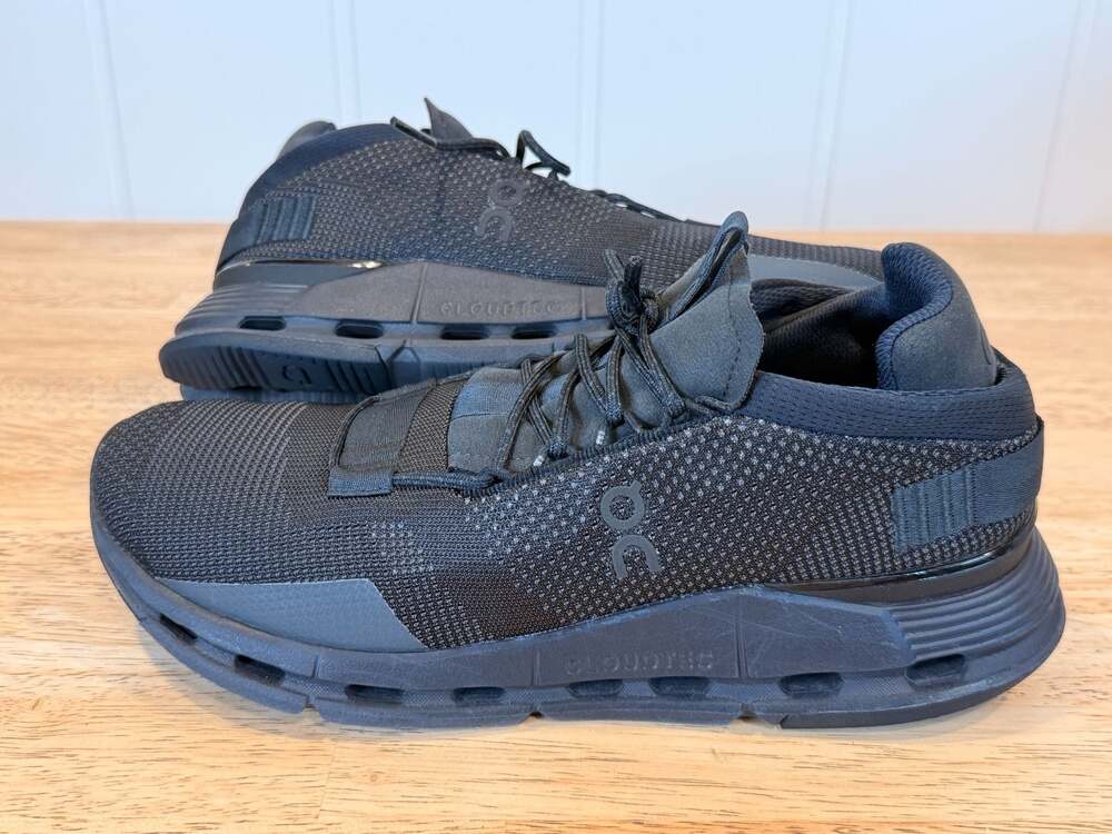 ON Cloudnova Running Shoes Black/Eclipse Women’s Size 10.5